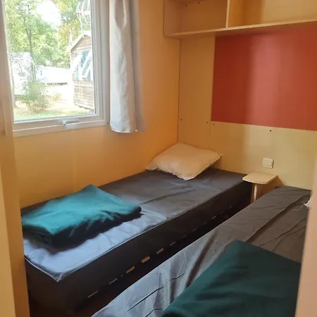 Mobil Confort 3 Pour 6 Personnes - Idéal Puy Dufou F007 *