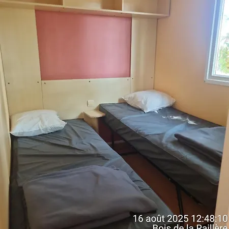 Mobil Confort 3 Pour 6 Personnes - Idéal Puy Dufou F007 Camping