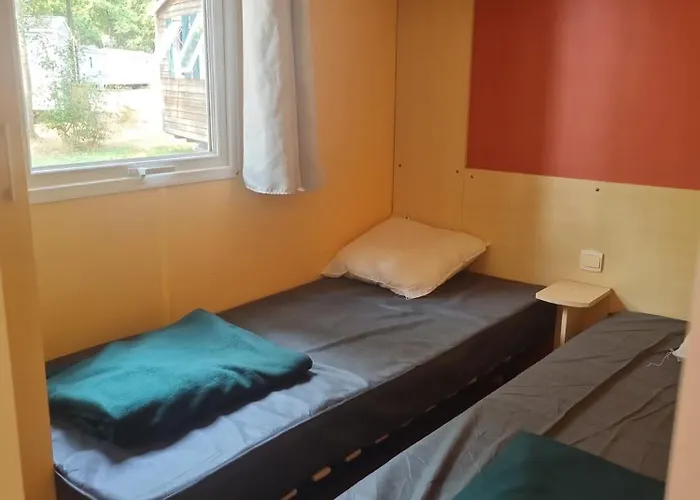 Mobil Confort 3 Pour 6 Personnes - Idéal Puy Dufou F007 *