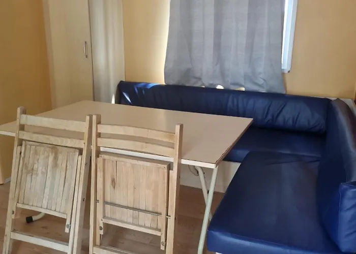 Mobil Confort 3 Pour 6 Personnes - Idéal Puy Dufou F007 *