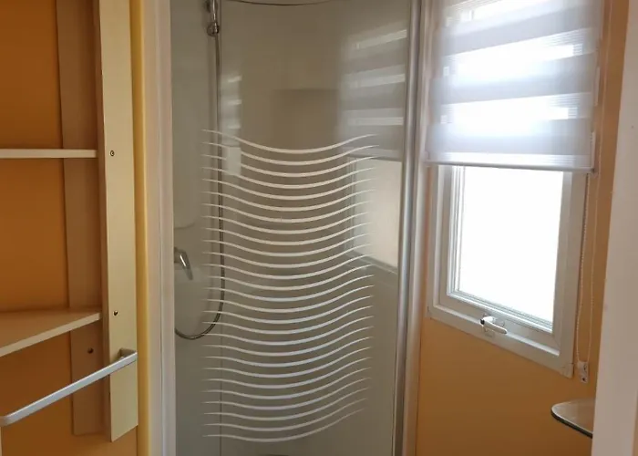 Camping Mobil Confort 3 Pour 6 Personnes - Idéal Puy Dufou F007 La Boissiere-de-Montaigu