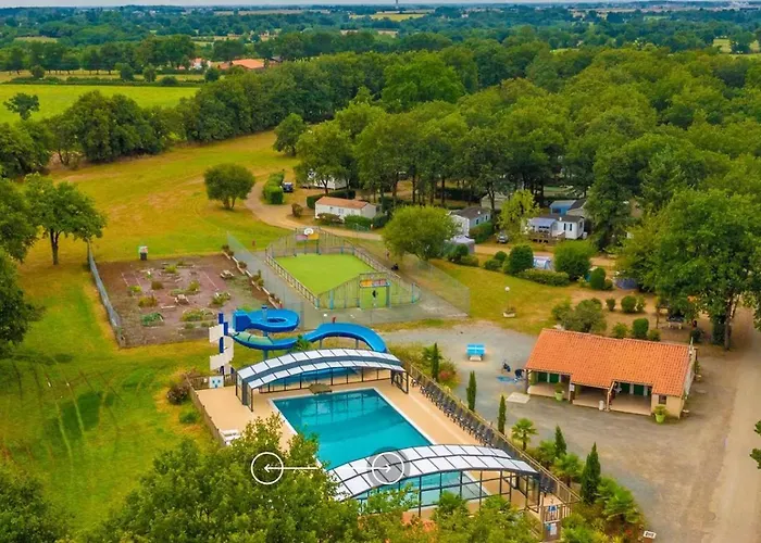 Mobil Confort 3 Pour 6 Personnes - Idéal Puy Dufou F007